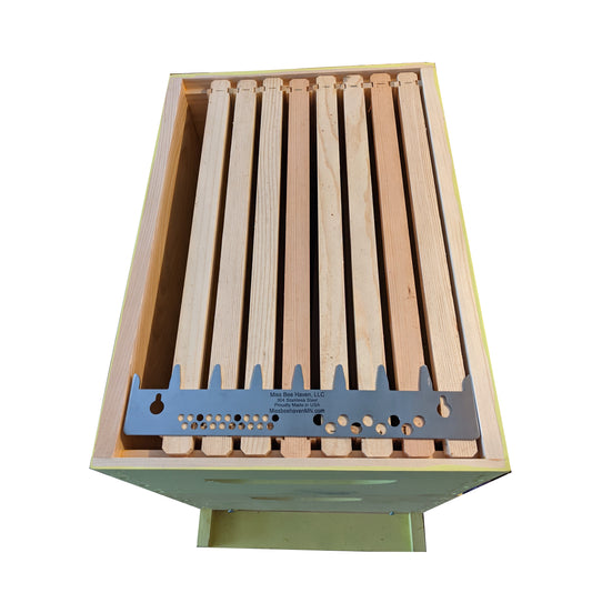 8 Frame Spacer-Shrew & Mouse Guard for 8 Frame Box, Beehive spacing tool,